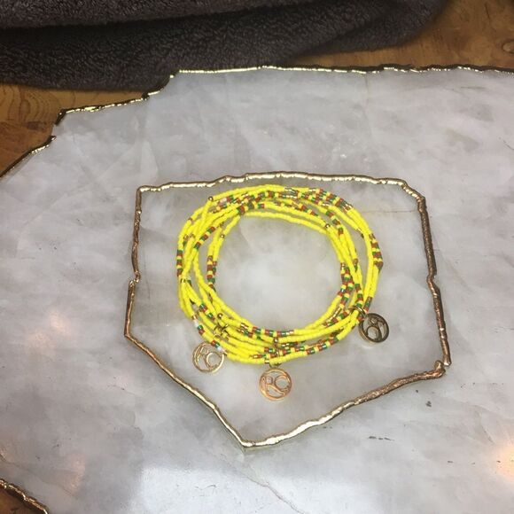 SUMMER YELLOW Three Strand Beaded Bracelets! - Picture 6 of 8